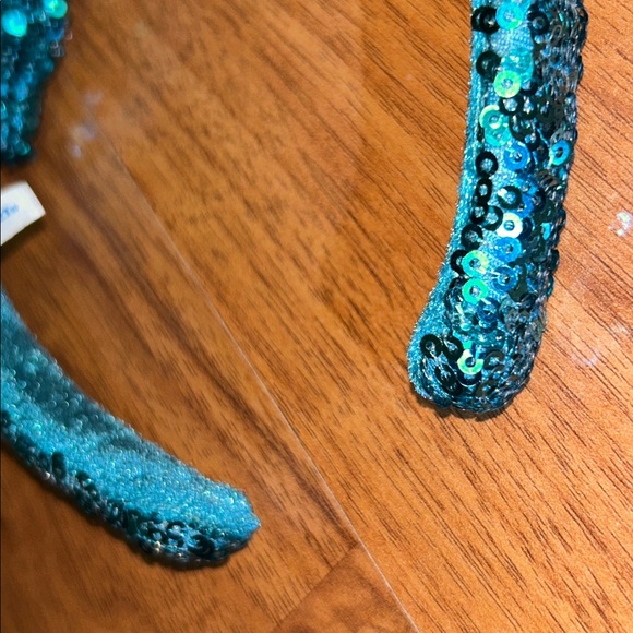 NWOT Tokyo Disney Teal Sequin Mickey Minnie Mouse Ears Headband main image 4